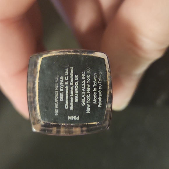 Eve Pearl lipstick - Picture 2 of 3